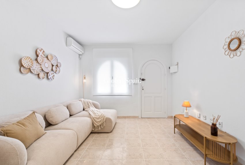 Revente - MAISON -
PLAYA FLAMENCA - Costa Blanca