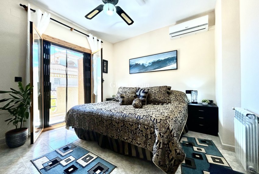 Revente - MAISON -
PLAYA FLAMENCA - Costa Blanca