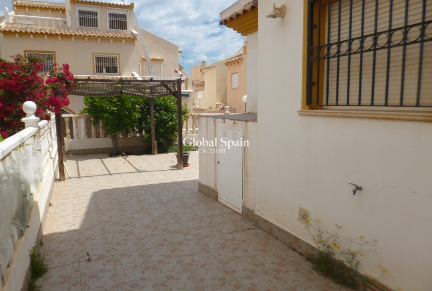 Revente - MAISON -
PLAYA FLAMENCA - Costa Blanca