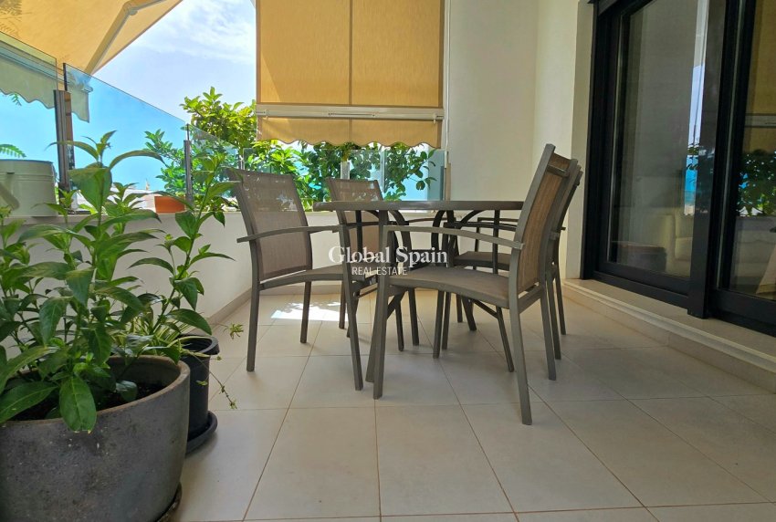 Revente - MAISON -
POLOP - Alberca