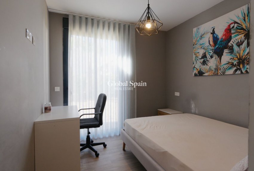 Revente - MAISON -
POLOP - Costa Blanca