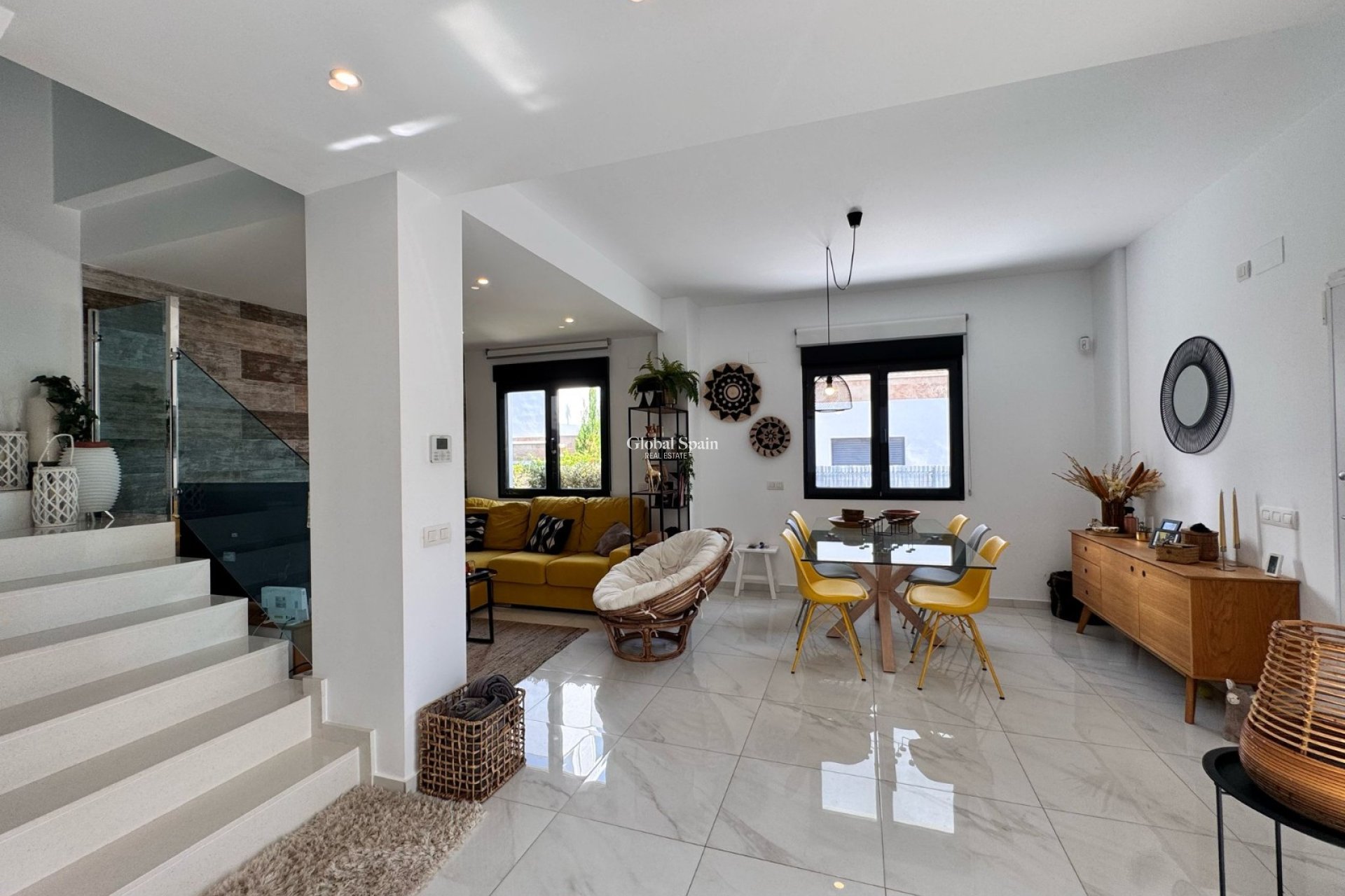 Revente - MAISON -
POLOP - Polop