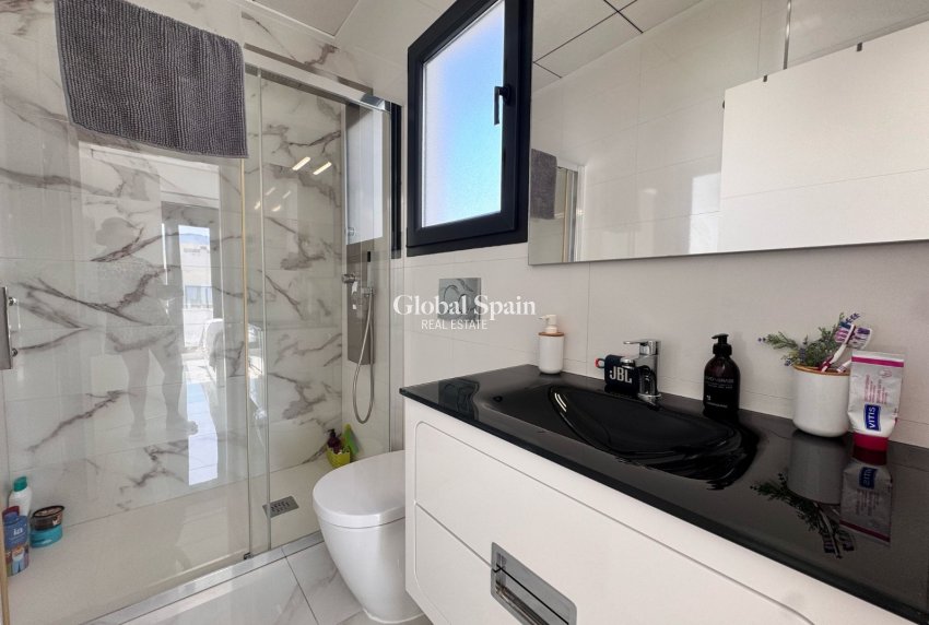 Revente - MAISON -
POLOP - Polop