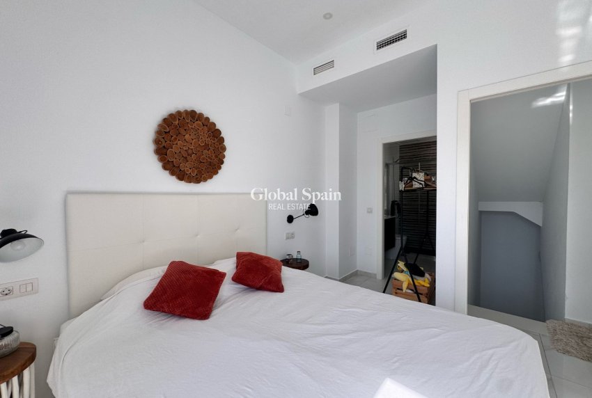 Revente - MAISON -
POLOP - Polop