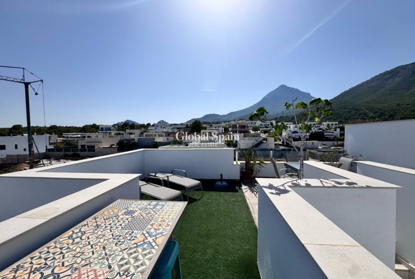 Revente - MAISON -
POLOP - Polop