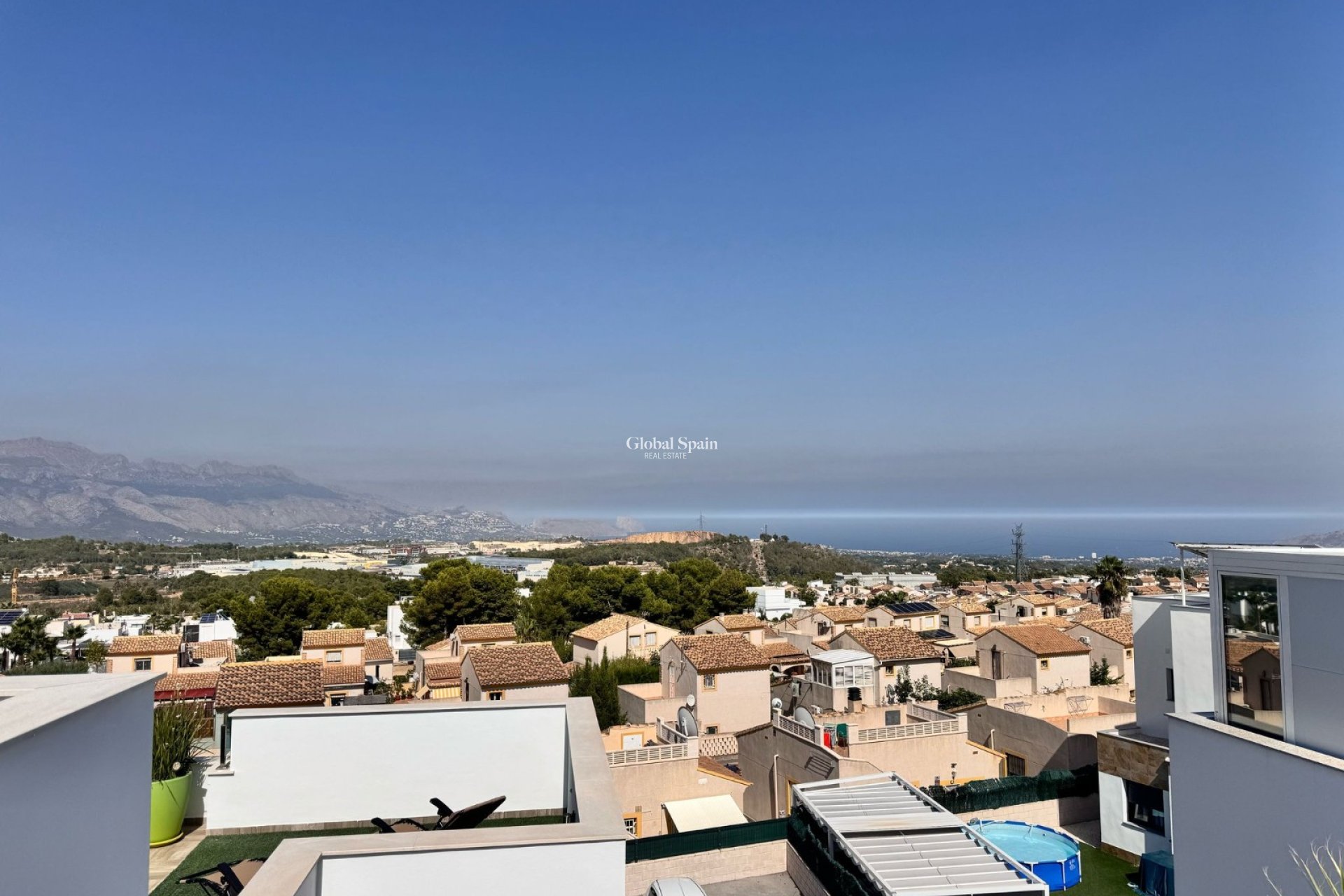 Revente - MAISON -
POLOP - Polop