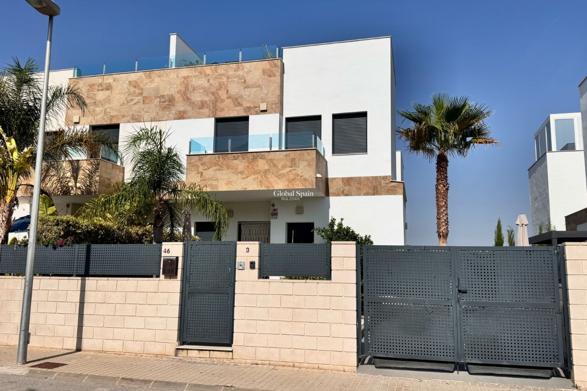 Revente - MAISON -
POLOP - Polop