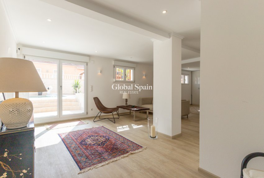 Revente - MAISON -
PUNTA PRIMA - Costa Blanca