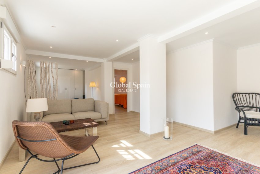 Revente - MAISON -
PUNTA PRIMA - Costa Blanca