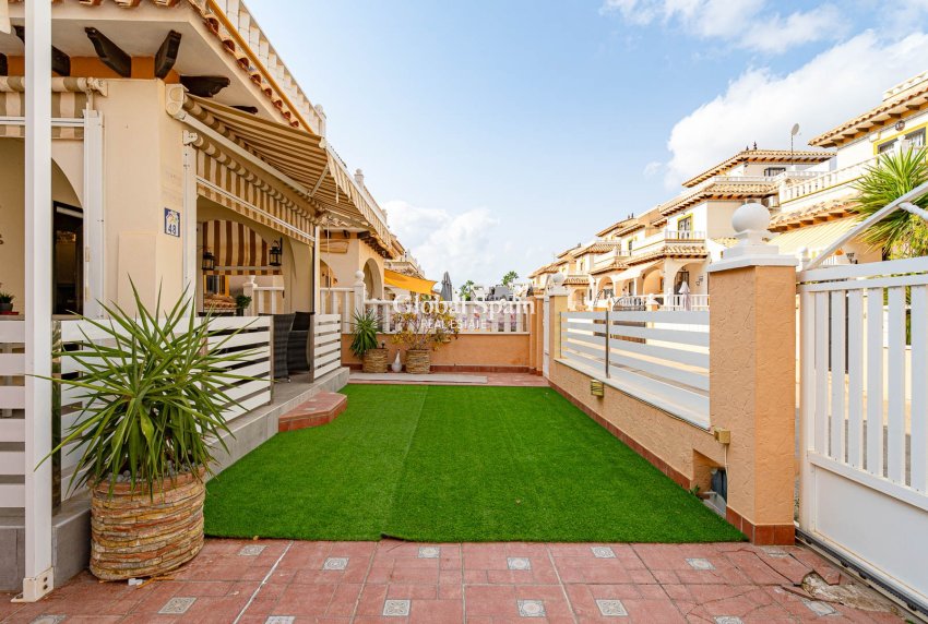 Revente - Maison Quatro -
ORIHUELA COSTA - Lomas de Cabo Roig