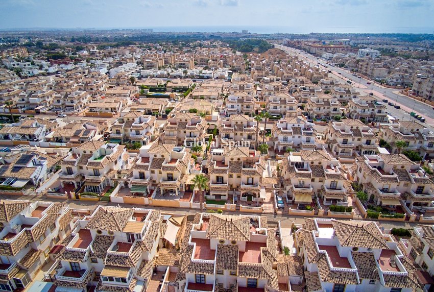 Revente - Maison Quatro -
ORIHUELA COSTA - Lomas de Cabo Roig