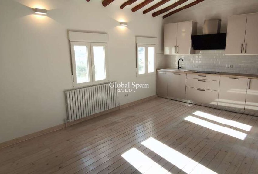 Revente - MAISON -
RASPAY - Inland