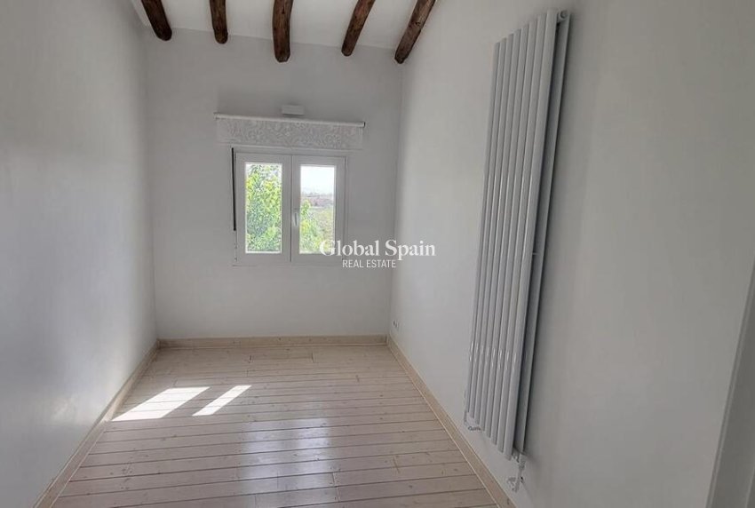 Revente - MAISON -
RASPAY - Inland