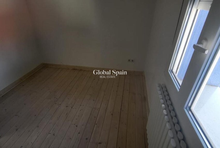 Revente - MAISON -
RASPAY - Inland