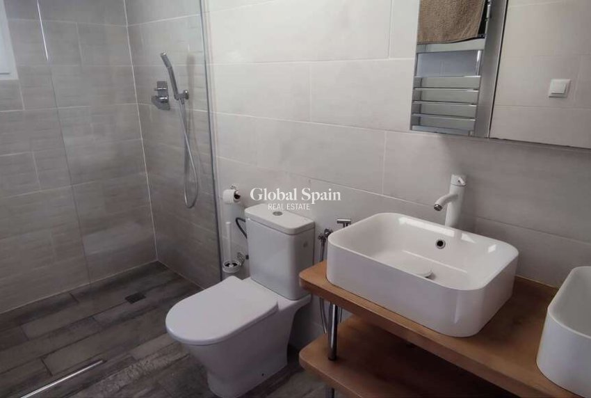 Revente - MAISON -
RASPAY - Inland