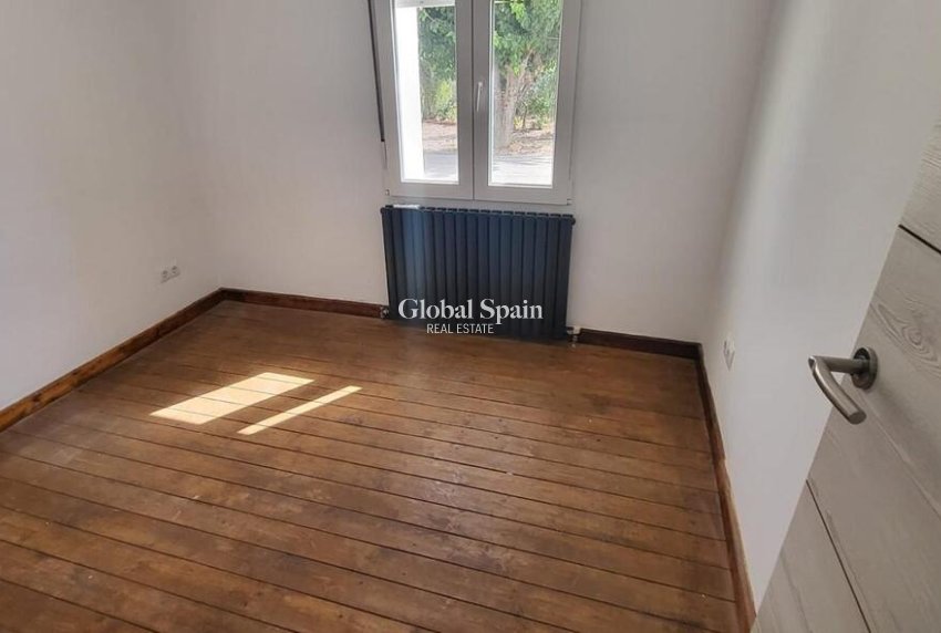 Revente - MAISON -
RASPAY - Inland