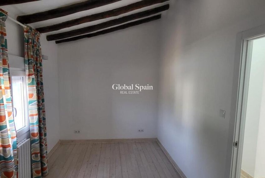 Revente - MAISON -
RASPAY - Inland