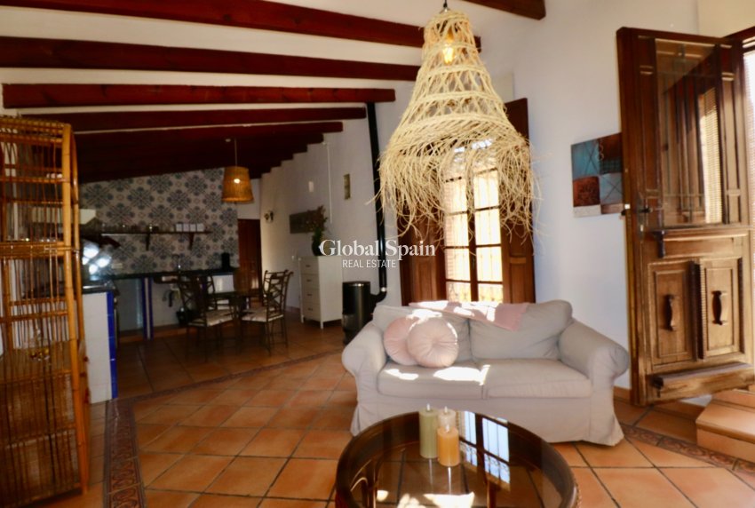 Revente - MAISON -
ROJALES - Heredades