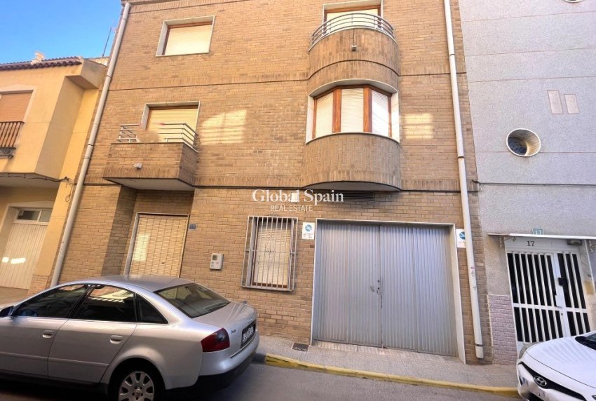 Revente - MAISON -
ROJALES - Inland