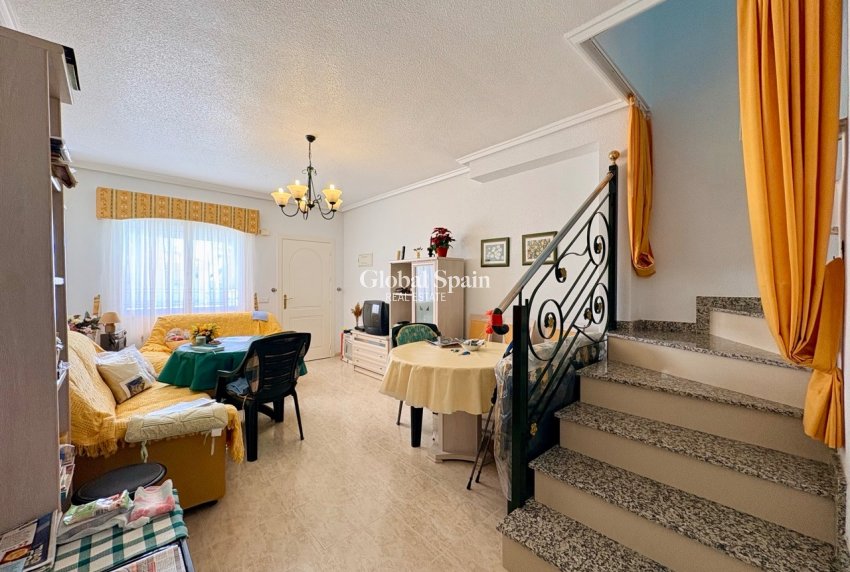 Revente - MAISON -
ROJALES - Inland