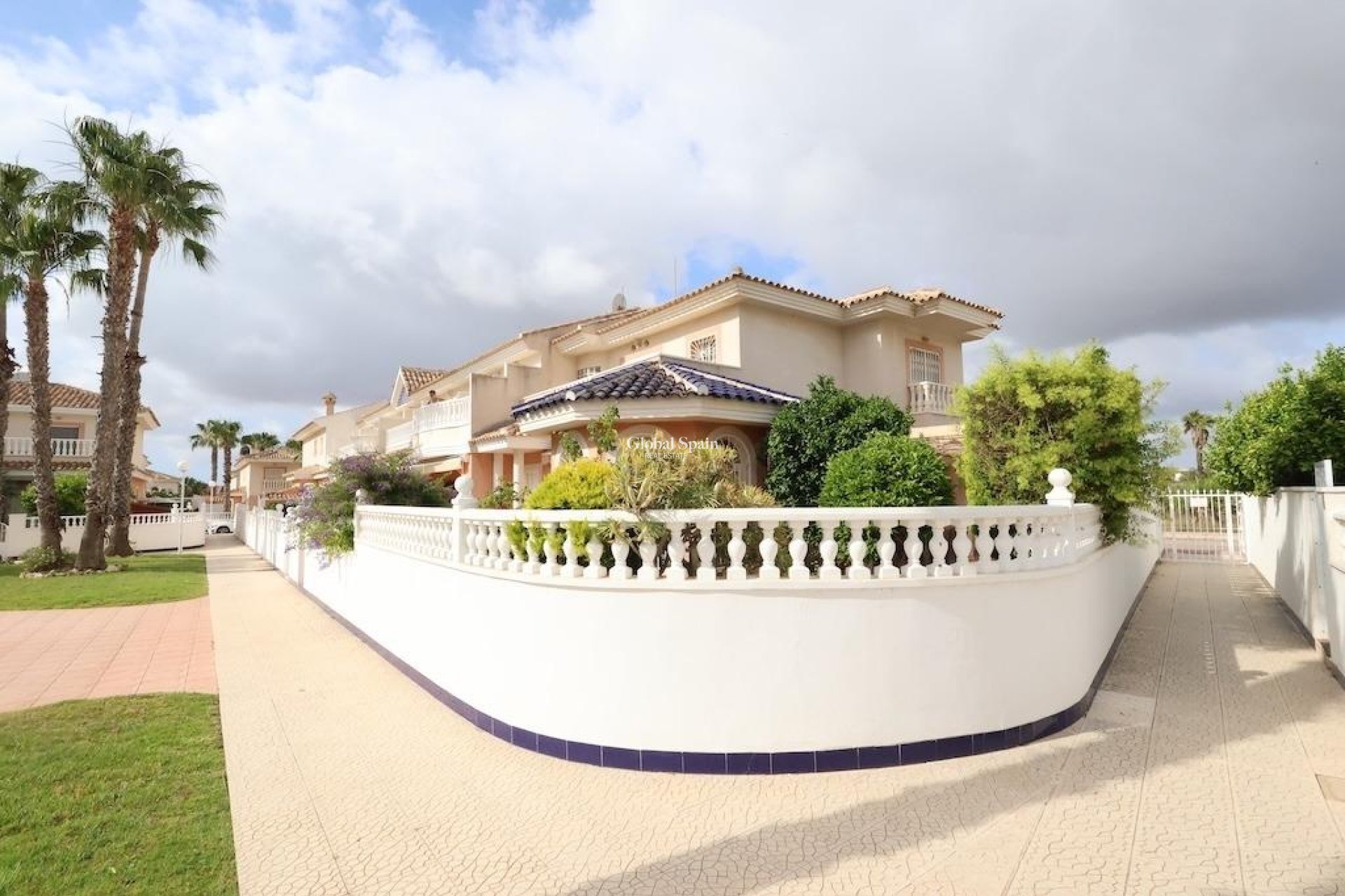 Revente - MAISON -
ROJALES - Inland