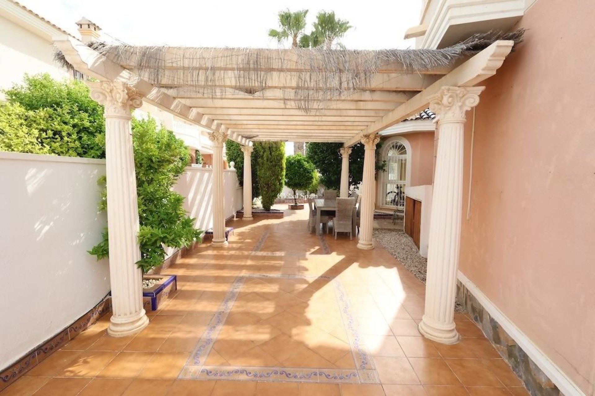Revente - MAISON -
ROJALES - Inland