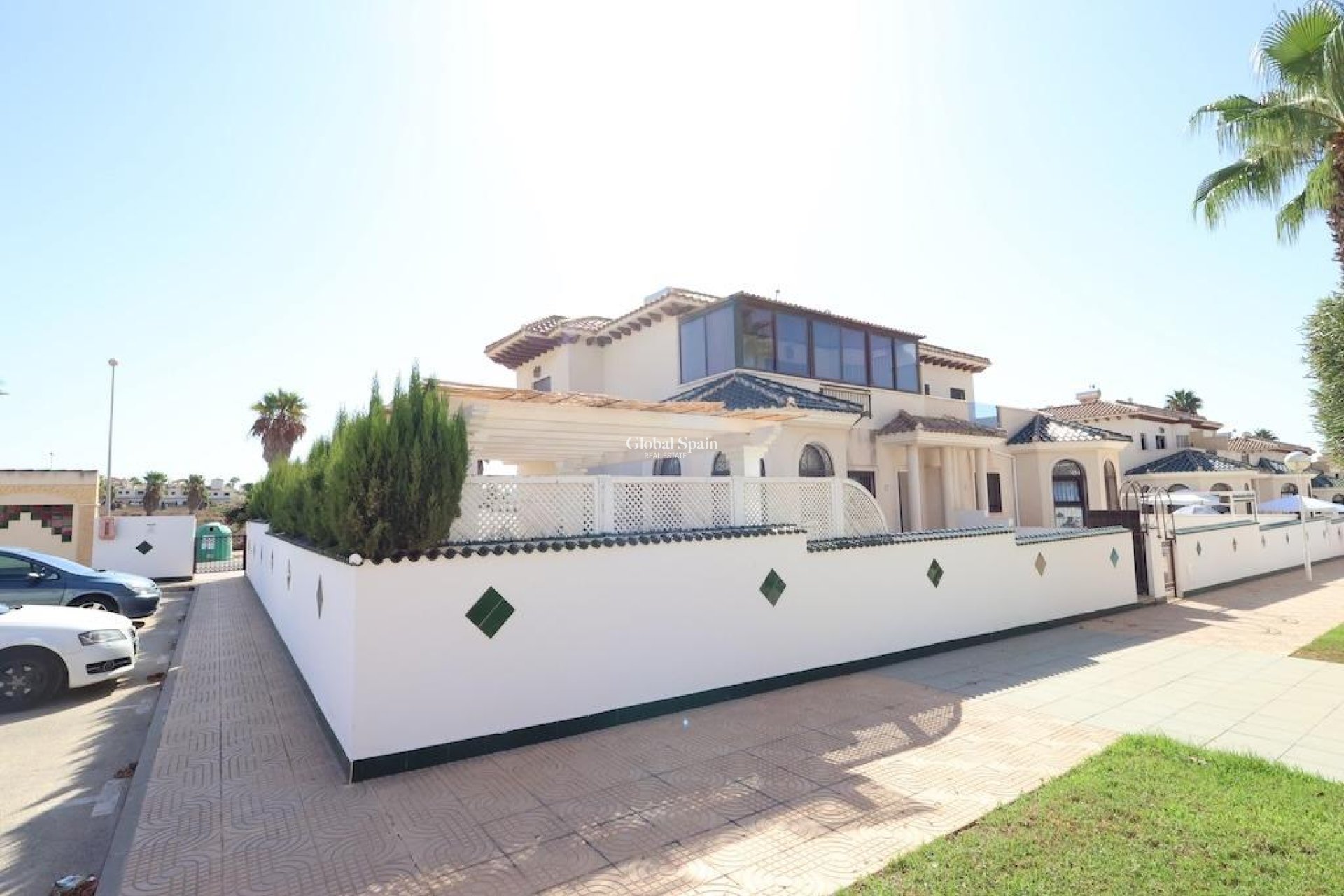 Revente - MAISON -
ROJALES - Inland