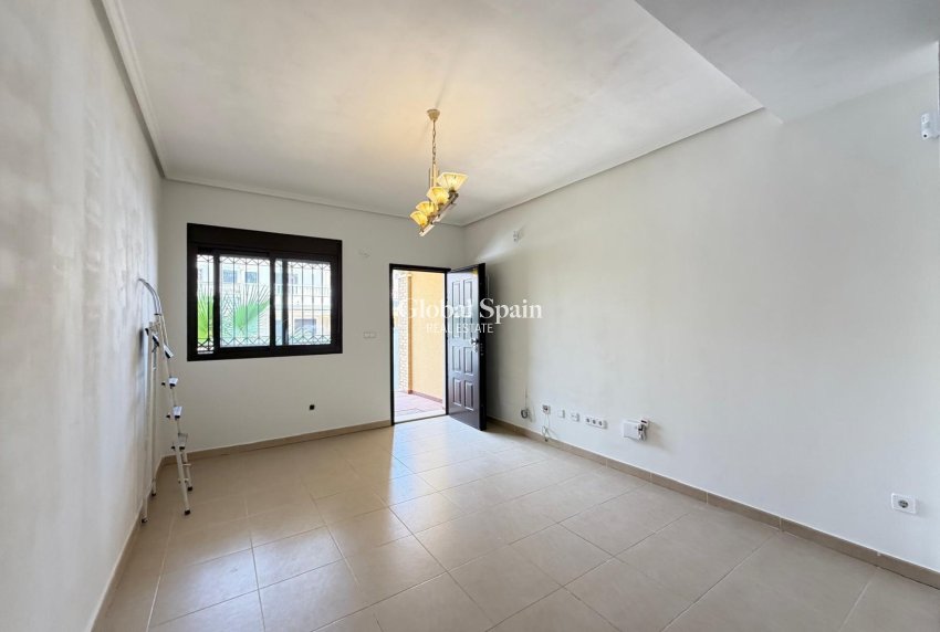Revente - MAISON -
ROJALES - Lo Marabú
