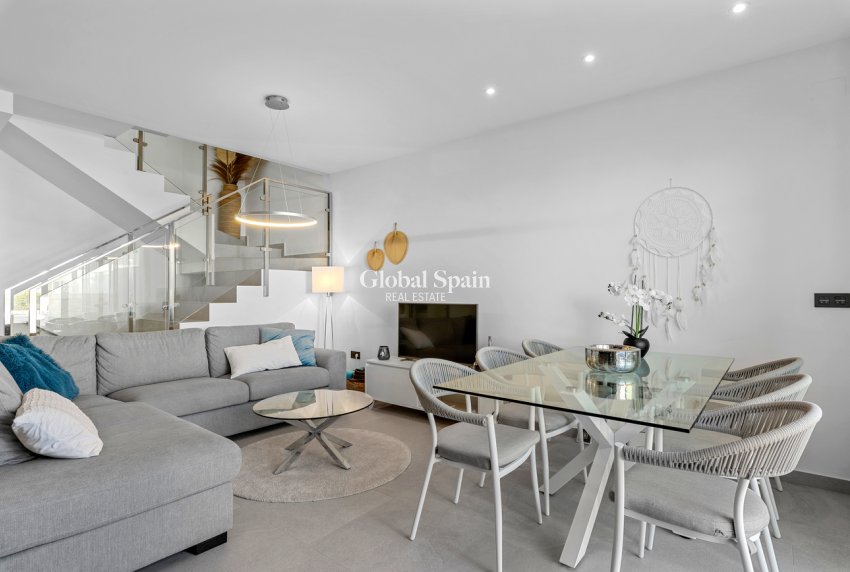 Revente - MAISON -
ROJALES - Town