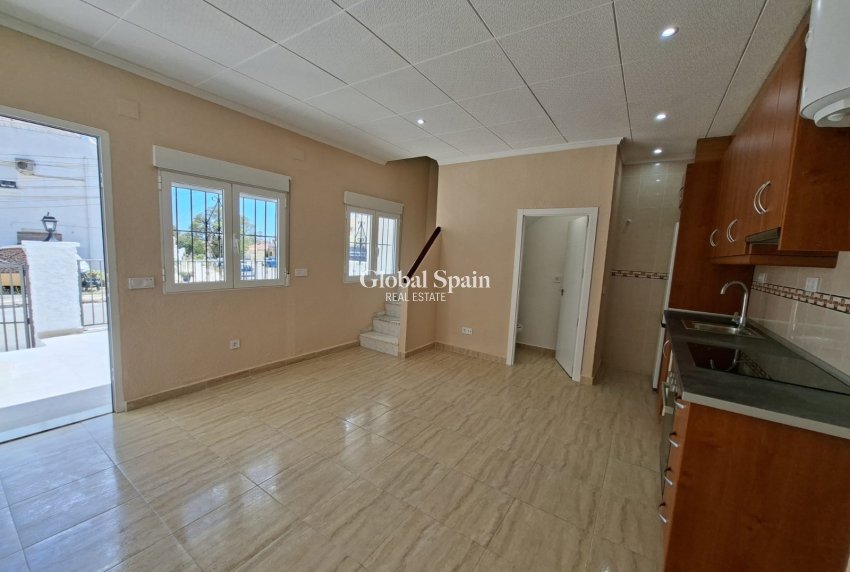 Revente - MAISON -
SAN FULGENCIO - Costa Blanca