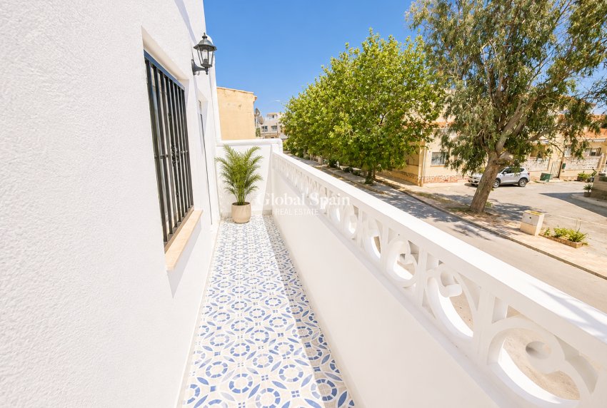 Revente - MAISON -
SAN FULGENCIO - Costa Blanca