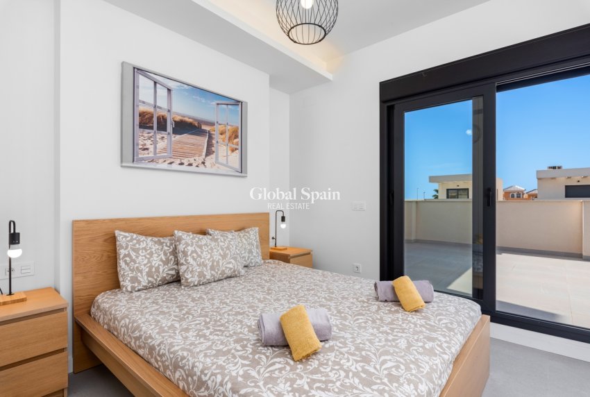 Revente - MAISON -
SAN FULGENCIO - LA MARINA
