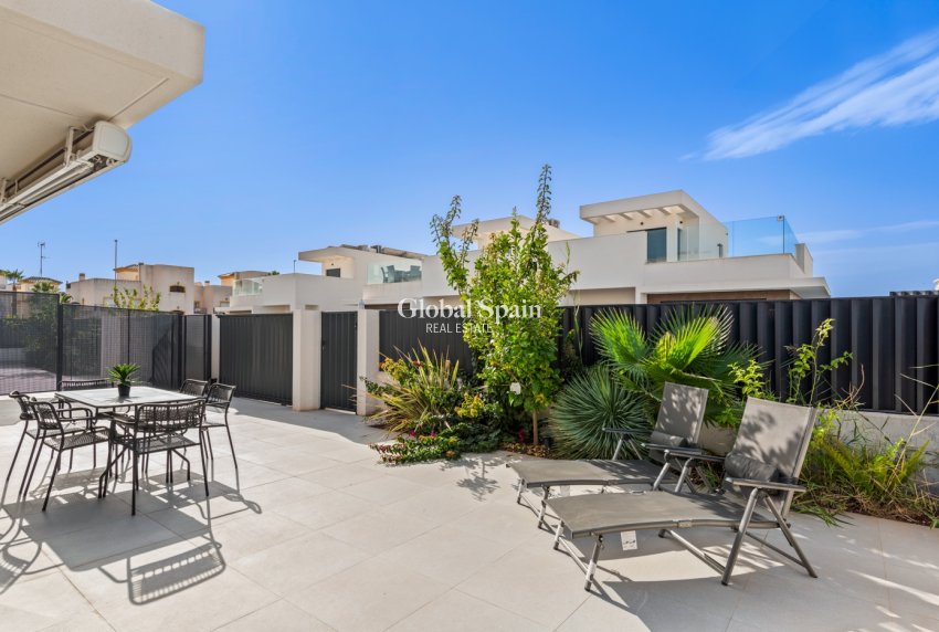 Revente - MAISON -
SAN FULGENCIO - LA MARINA