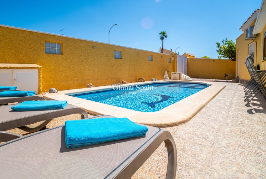 Revente - Maison -
SAN FULGENCIO - urb.la marina