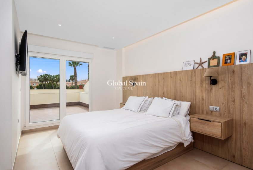 Revente - Maison -
SAN JUAN DE ALICANTE - SAN JUAN ALICANTE