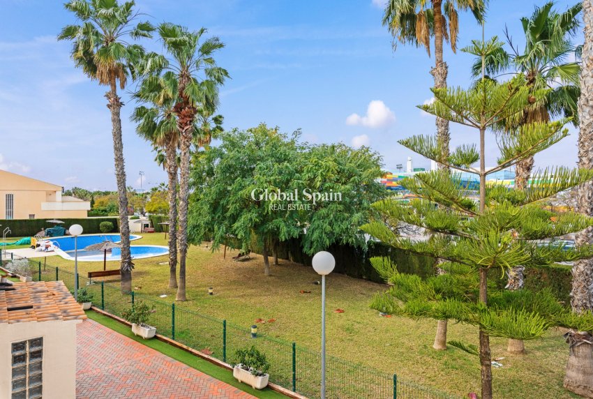 Revente - Maison -
SAN JUAN DE ALICANTE - SAN JUAN ALICANTE