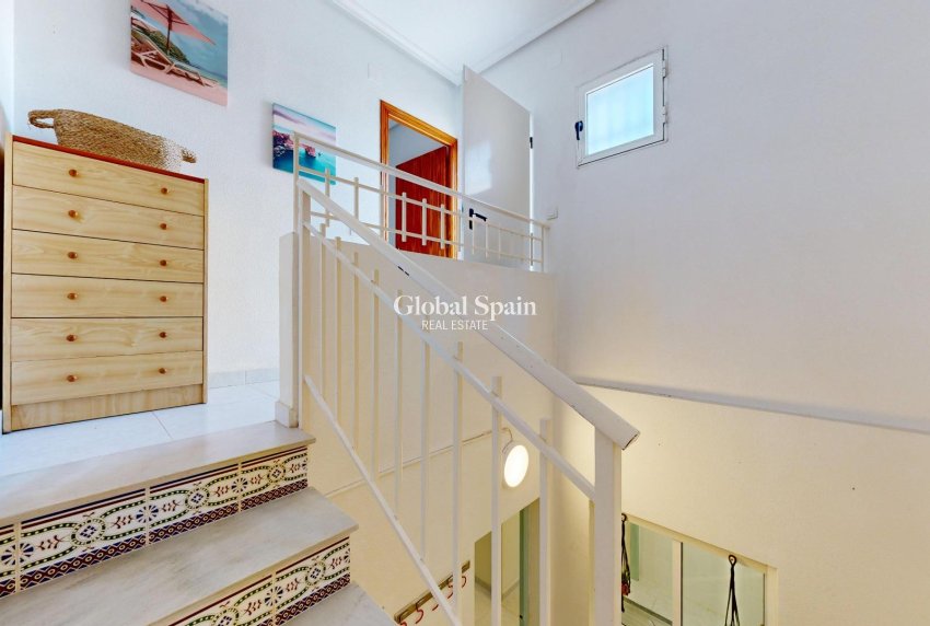 Revente - MAISON -
SAN MIGUEL DE SALINAS - 03193