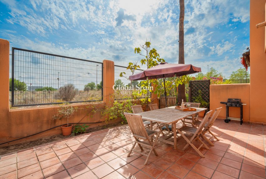Revente - MAISON -
SAN MIGUEL DE SALINAS - Costa Blanca