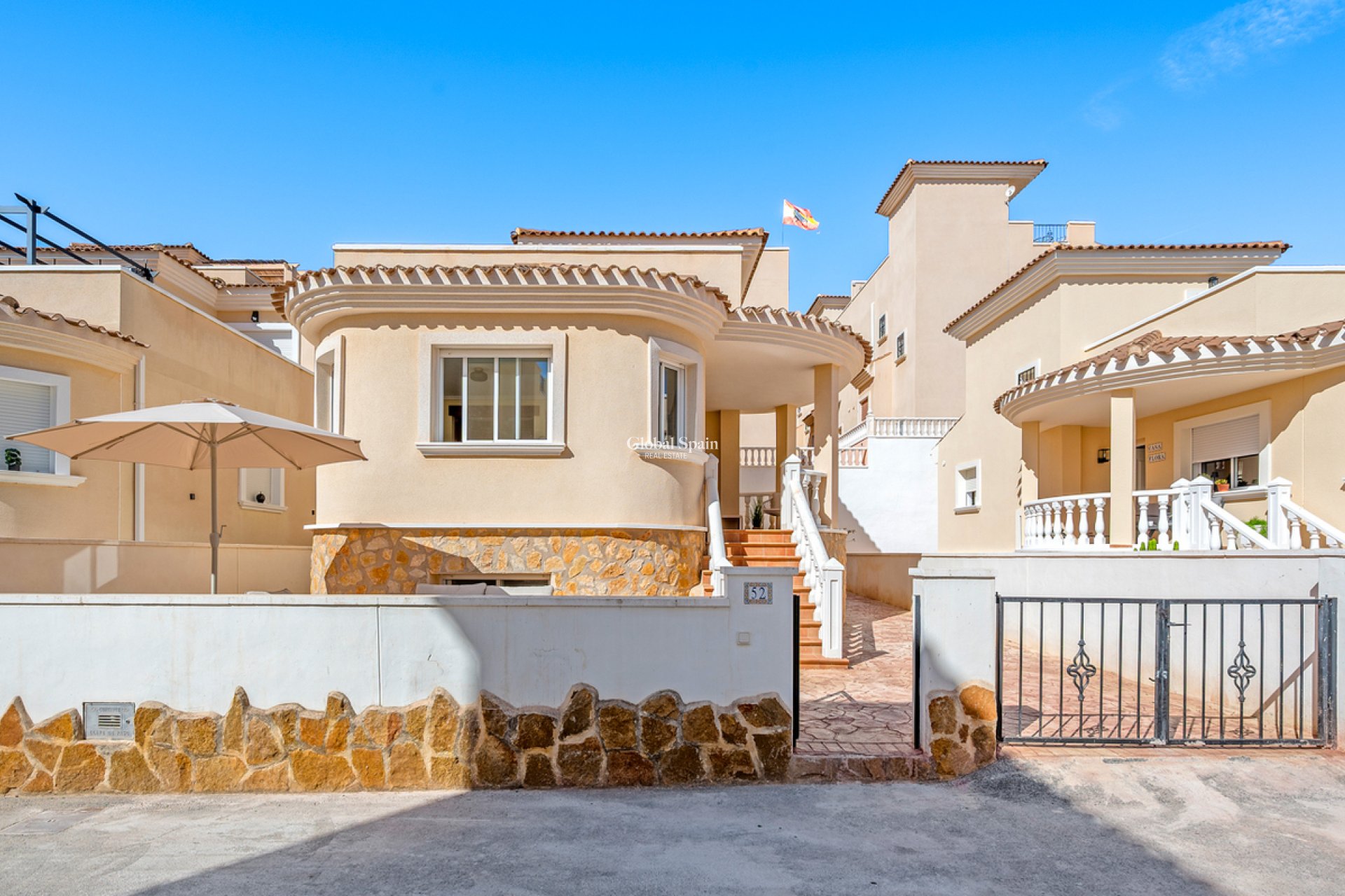 Revente - MAISON -
SAN MIGUEL DE SALINAS - Costa Blanca