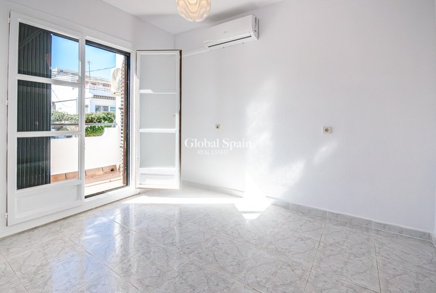 Revente - Maison -
SAN MIGUEL DE SALINAS - San Miguel de Salinas