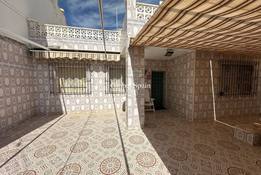 Revente - MAISON -
SAN PEDRO DEL PINATAR - Lo pagan