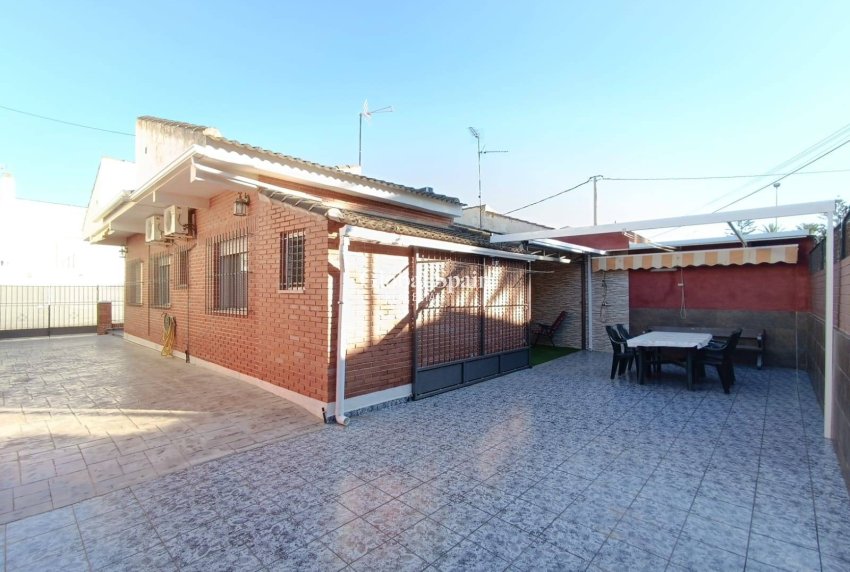 Revente - MAISON -
SAN PEDRO DEL PINATAR - Los Cuarteros