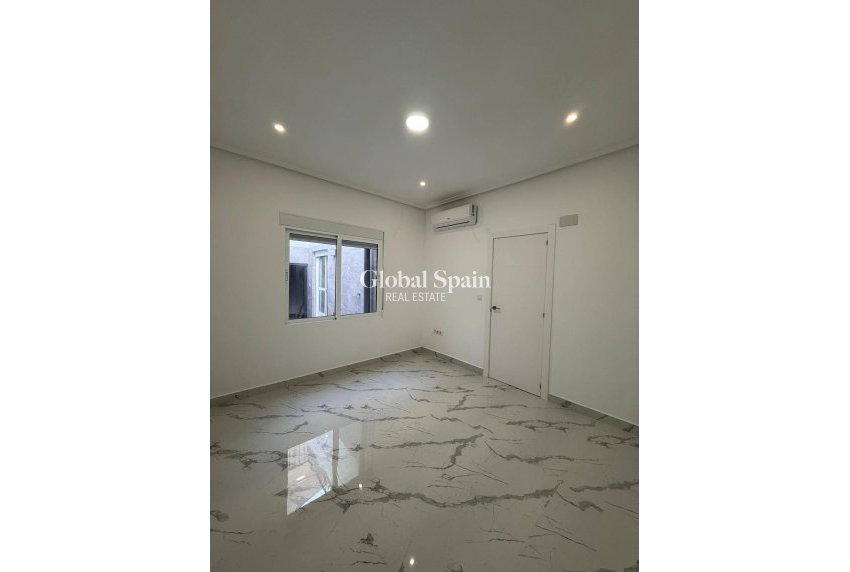 Revente - MAISON -
SAN PEDRO DEL PINATAR - San Pedro Del Pinatar Centro