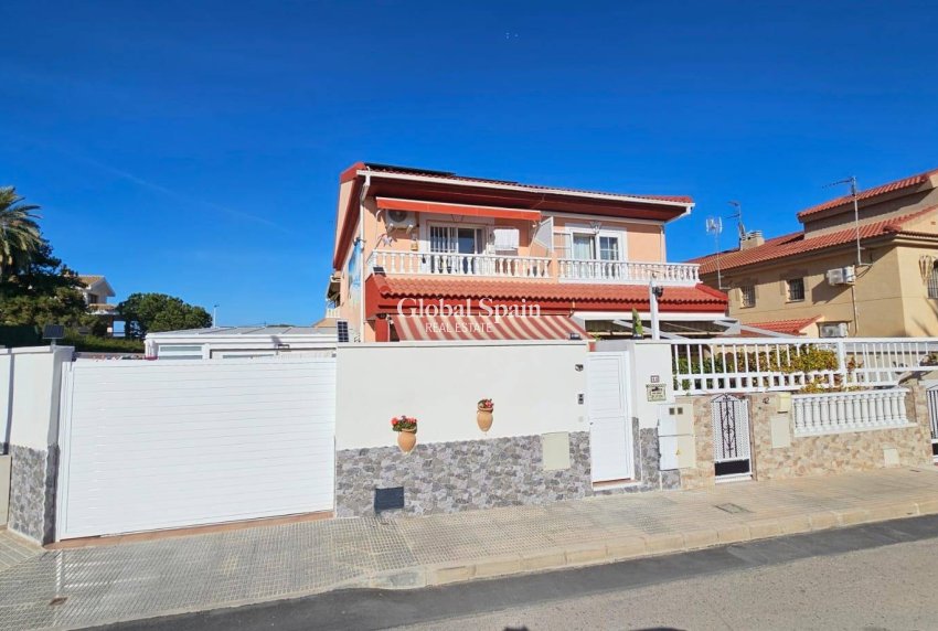 Revente - MAISON -
SANTIAGO DE LA RIBERA - Playa De Santiago De La Ribera