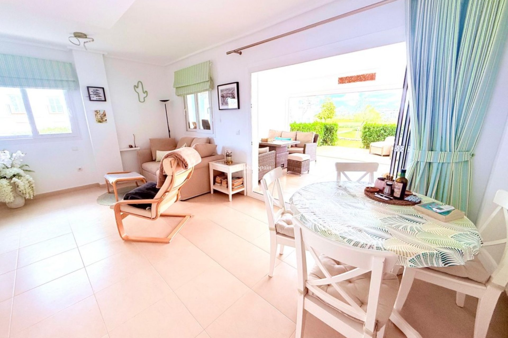 Revente - MAISON -
SUCINA - Inland