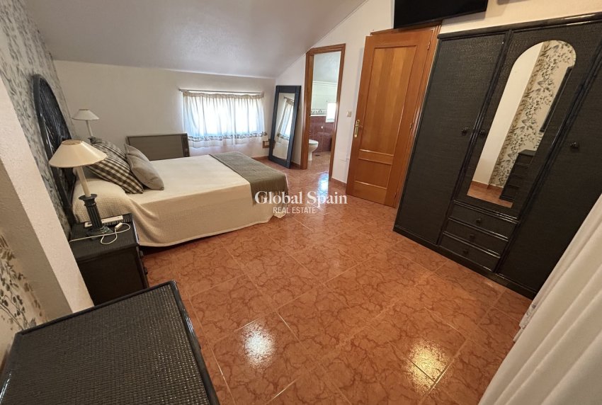 Revente - MAISON -
TORRE DE LA HORADADA - Costa Blanca