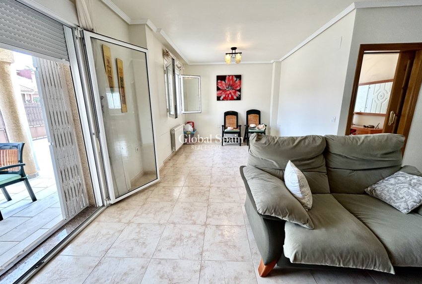 Revente - MAISON -
TORRE DE LA HORADADA - Costa Blanca