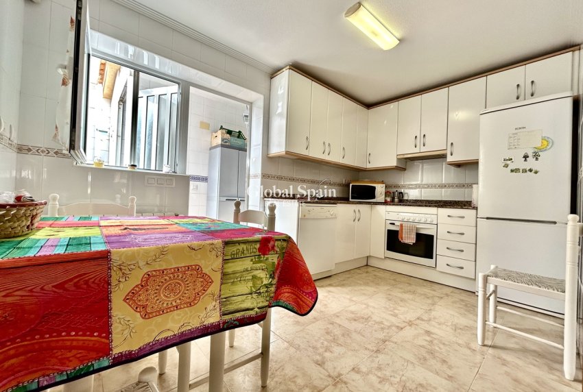 Revente - MAISON -
TORRE DE LA HORADADA - Costa Blanca