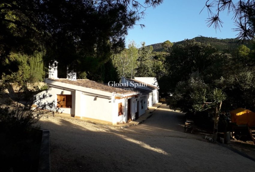 Revente - MAISON -
TORREMANZANAS - Costa Blanca