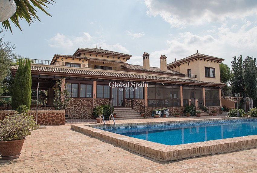 Revente - MAISON -
TORREMENDO - Torremendo